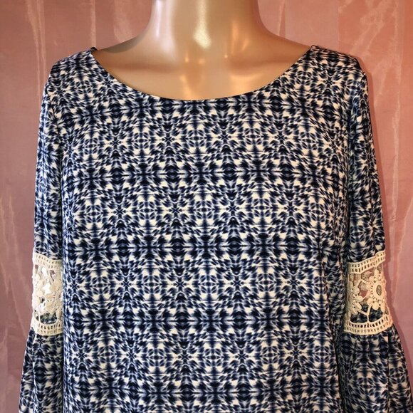 ING Blue White Tunic Top Dress Size Small S Bell Sleeves Scoop Neck - Picture 4 of 11
